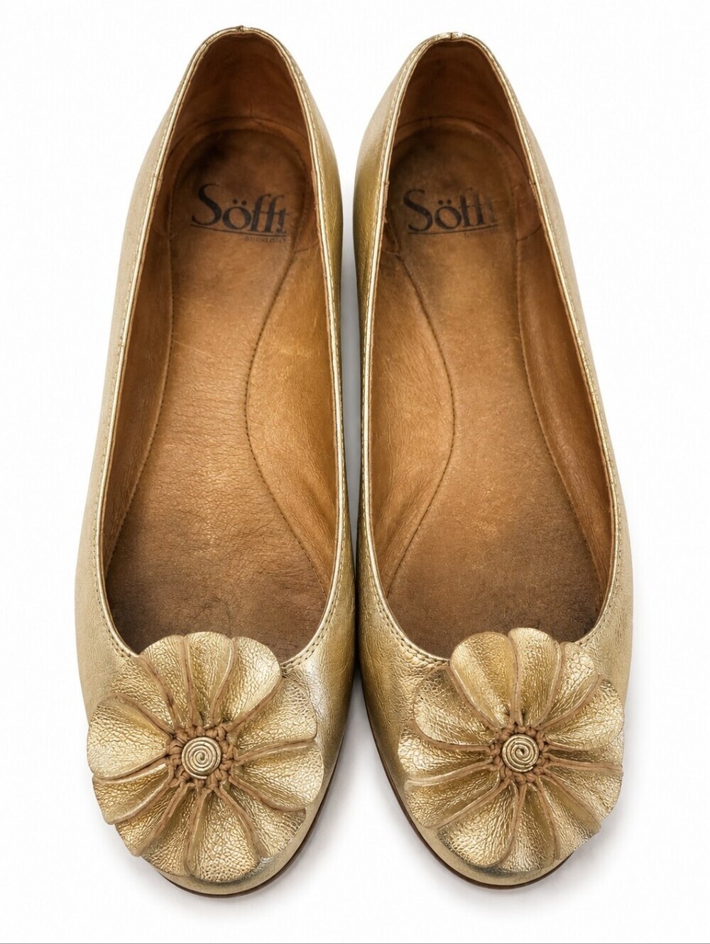 Söfft Gold Metallic Leather Ballet Flats Floral Appliqué Size 6M - Picture 4 of 6